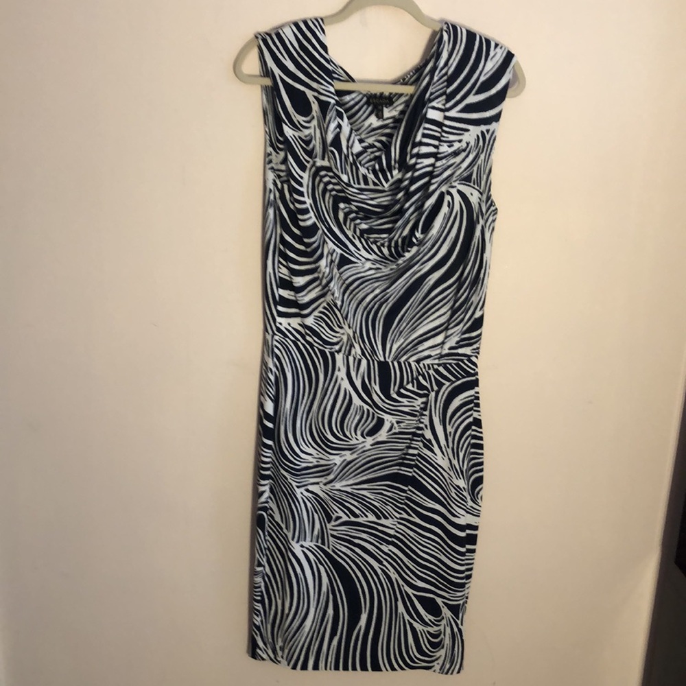 Designer dress - Picture 4 of 6